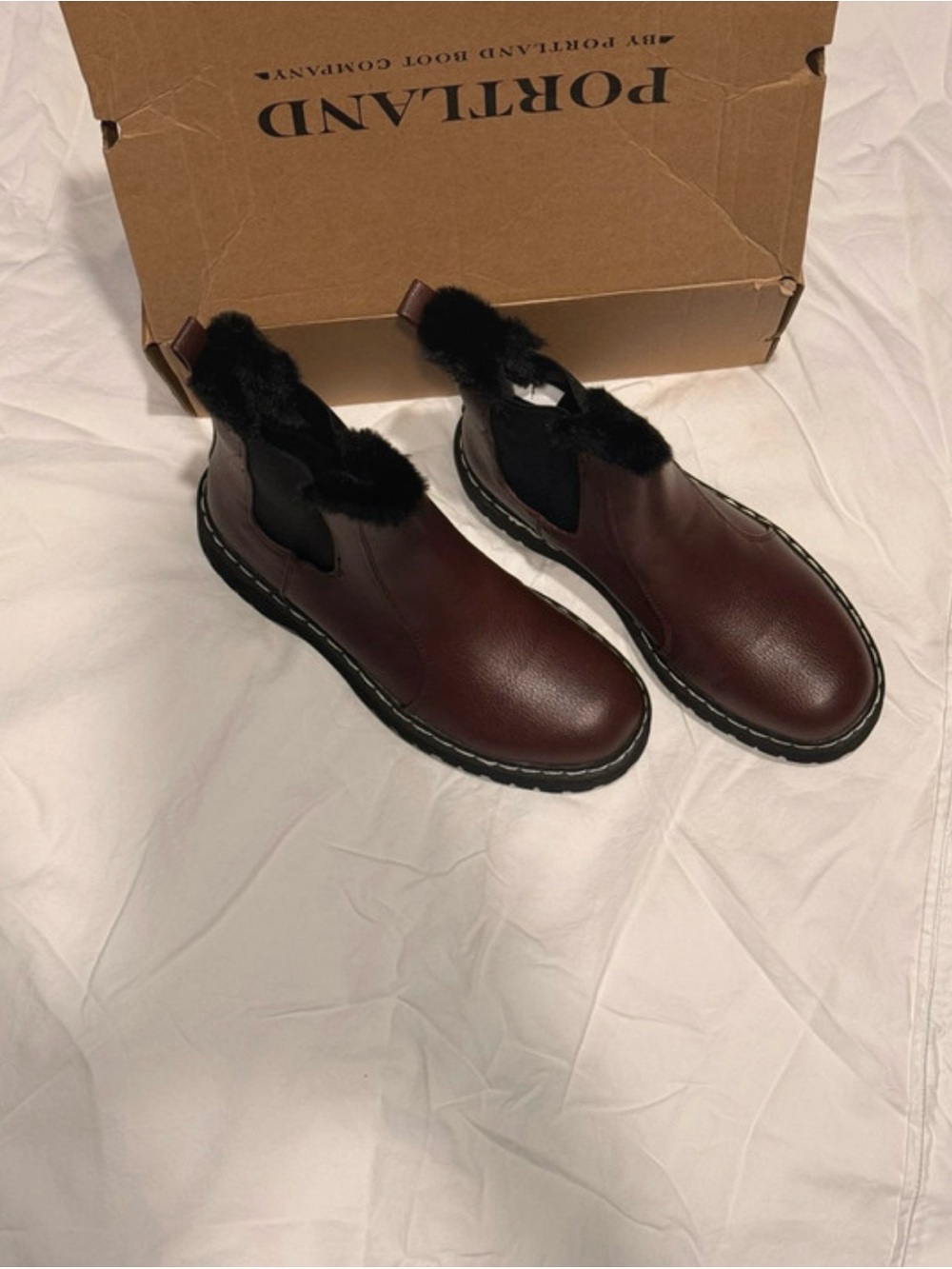Portland Leather Chelsea Ankle Boots in Brown with Black Elastic